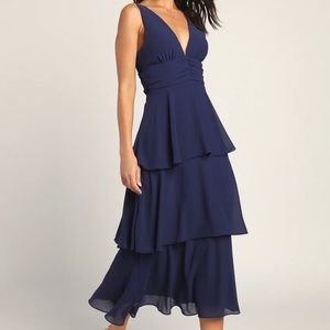 Lulus tiered midi dress